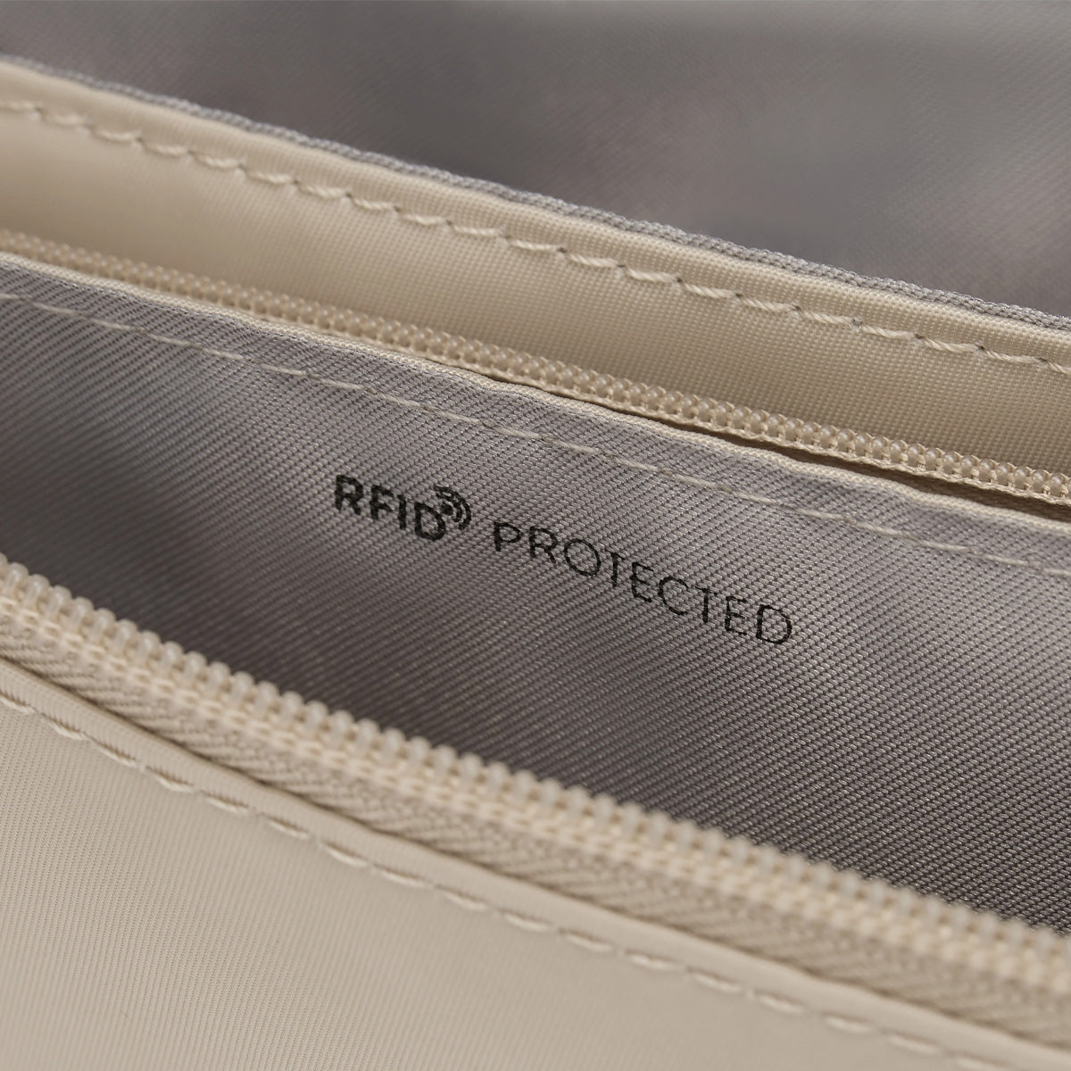 Hedgren Emma Crossover bag RFID